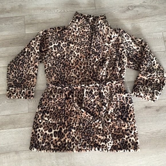 Soma Women's Plush Robe L/XL Leopard Animal Print Pockets Belted Knee Length EUC - Picture 1 of 7